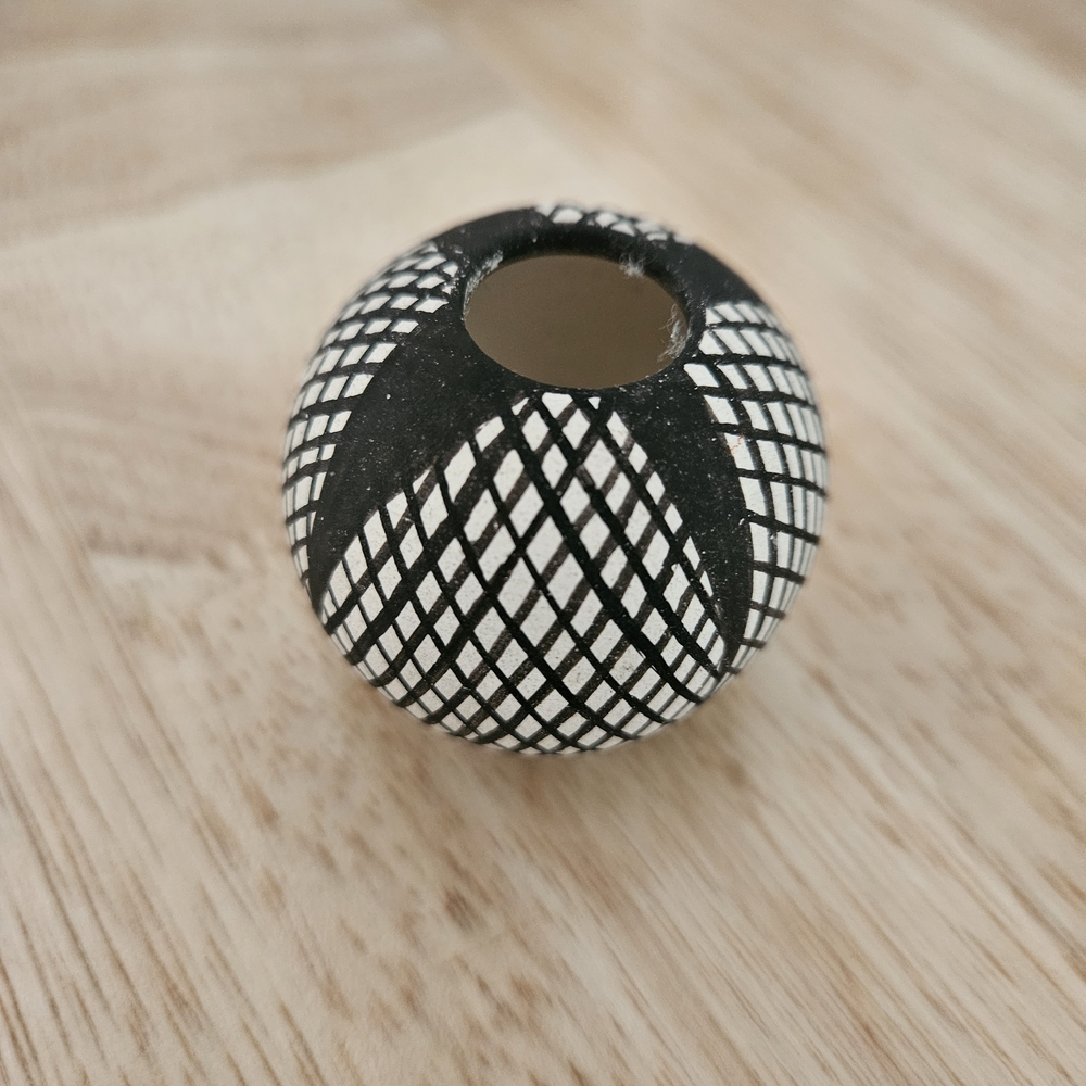 Handmade Acoma Pueblo Mini Pottery Seed Pot Authentic Native American